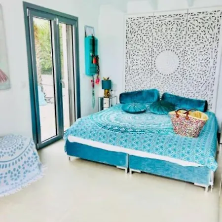Exklusive Moderne Mit Pool Сasa de vacaciones *